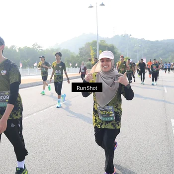 Runner Photo 6924082