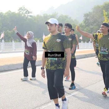 Runner Photo 6924086