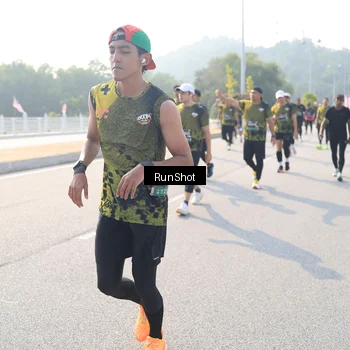 Runner Photo 6924087