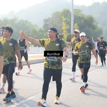 Runner Photo 6924091