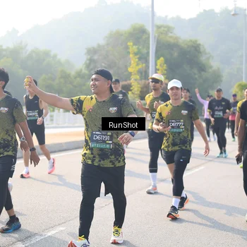 Runner Photo 6924098