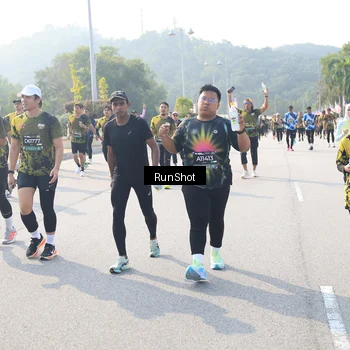 Runner Photo 6924103