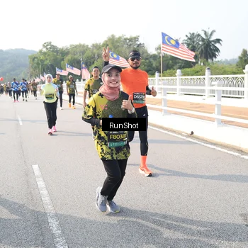 Runner Photo 6924115