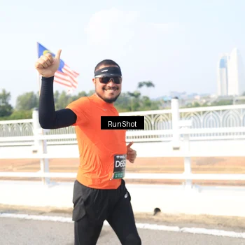 Runner Photo 6924131