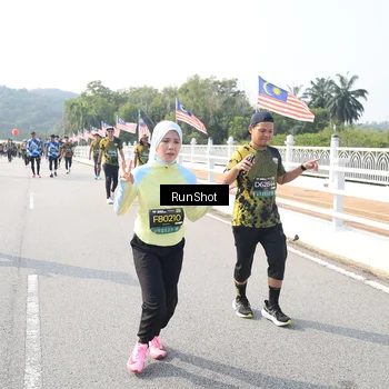 Runner Photo 6924148