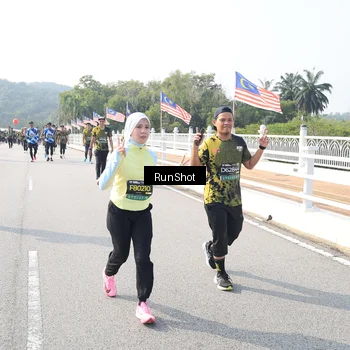 Runner Photo 6924149
