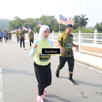 Runner Photo 6924150