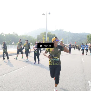 Runner Photo 6924152