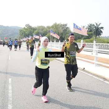 Runner Photo 6924154