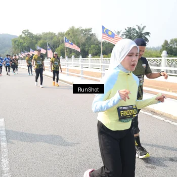 Runner Photo 6924157