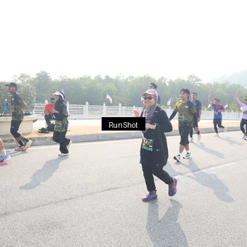 Runner Photo 6924179