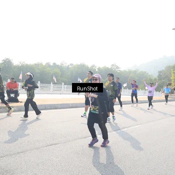 Runner Photo 6924184