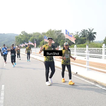 Runner Photo 6924188