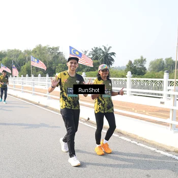 Runner Photo 6924199