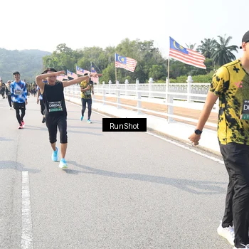 Runner Photo 6924207