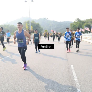 Runner Photo 6924222