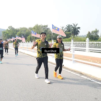Runner Photo 6924225