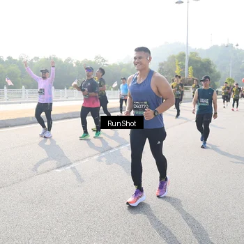 Runner Photo 6924230