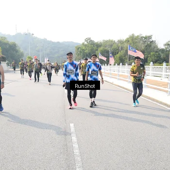 Runner Photo 6924231