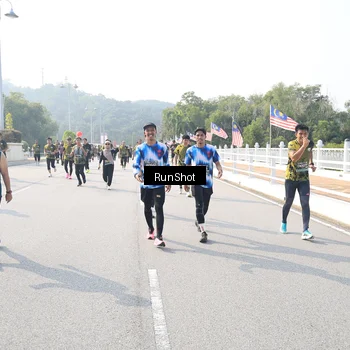 Runner Photo 6924233