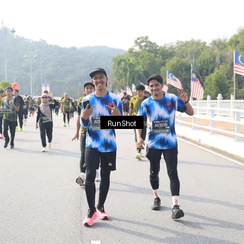 Runner Photo 6924236