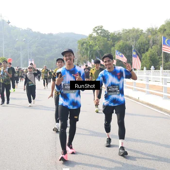 Runner Photo 6924237