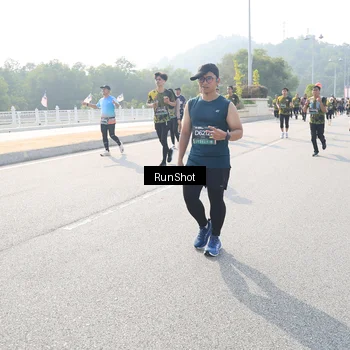 Runner Photo 6924242