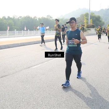 Runner Photo 6924255