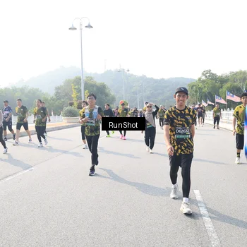 Runner Photo 6924258