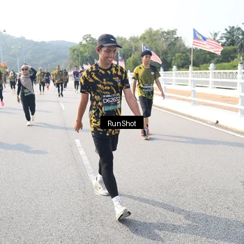 Runner Photo 6924272