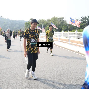 Runner Photo 6924274