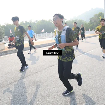 Runner Photo 6924282