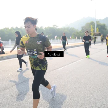 Runner Photo 6924287