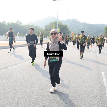 Runner Photo 6924295