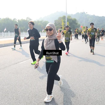 Runner Photo 6924298