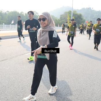 Runner Photo 6924301