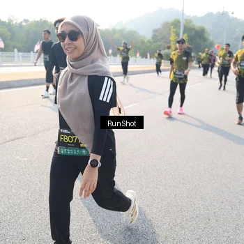 Runner Photo 6924306