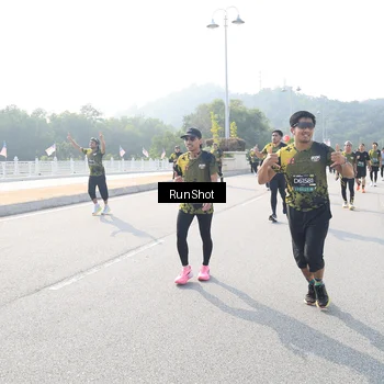 Runner Photo 6924312