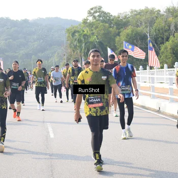 Runner Photo 6924330