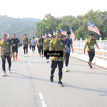 Runner Photo 6924343
