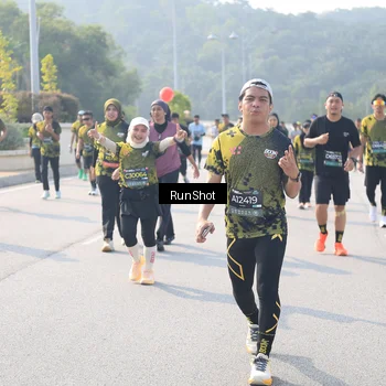 Runner Photo 6924344