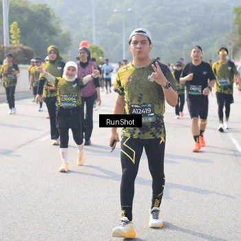 Runner Photo 6924347