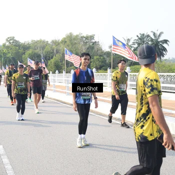 Runner Photo 6924356
