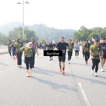 Runner Photo 6924367