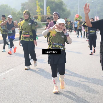 Runner Photo 6924373