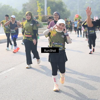Runner Photo 6924376