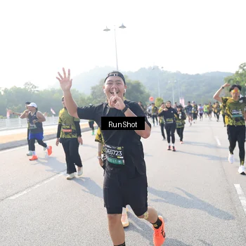 Runner Photo 6924384