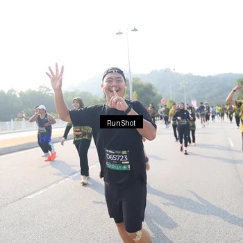 Runner Photo 6924387