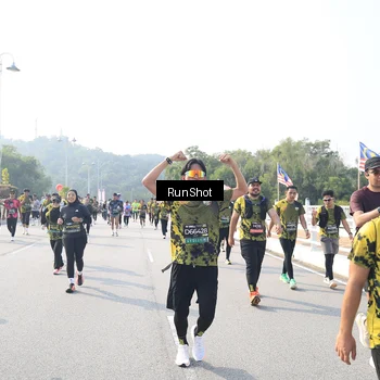 Runner Photo 6924395