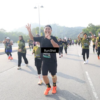 Runner Photo 6924402
